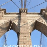 brooklyn-bridge-saeulen