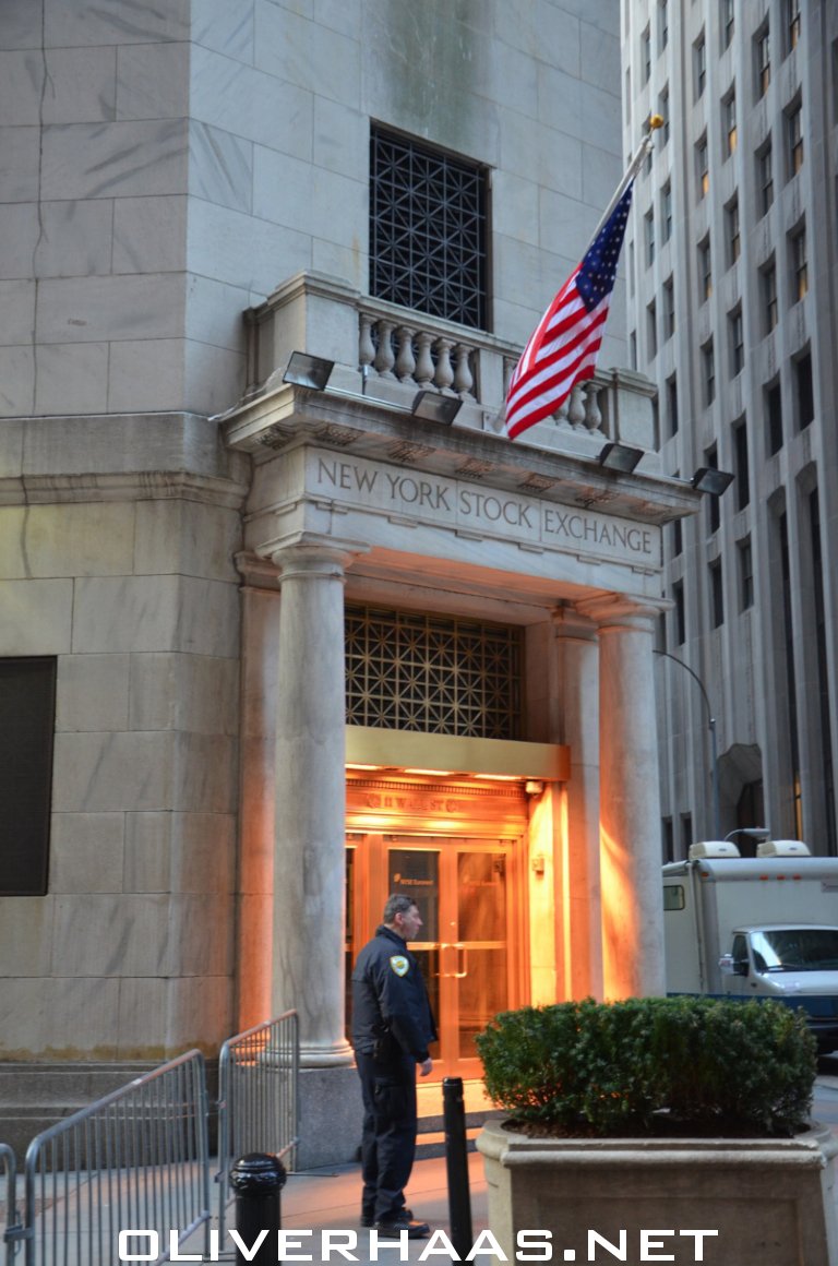 new-york-stock-exchange-wall-street